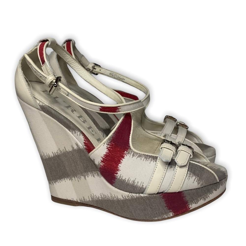 BURBERRY Plaid White Cloth Strappy Sandal Wedges Size 37
